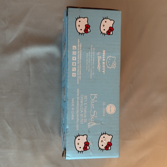 Blue Sky Clayworks Hello Kitty & Unicorn Salt & Pepper Shakers New in Package - Picture 10 of 12